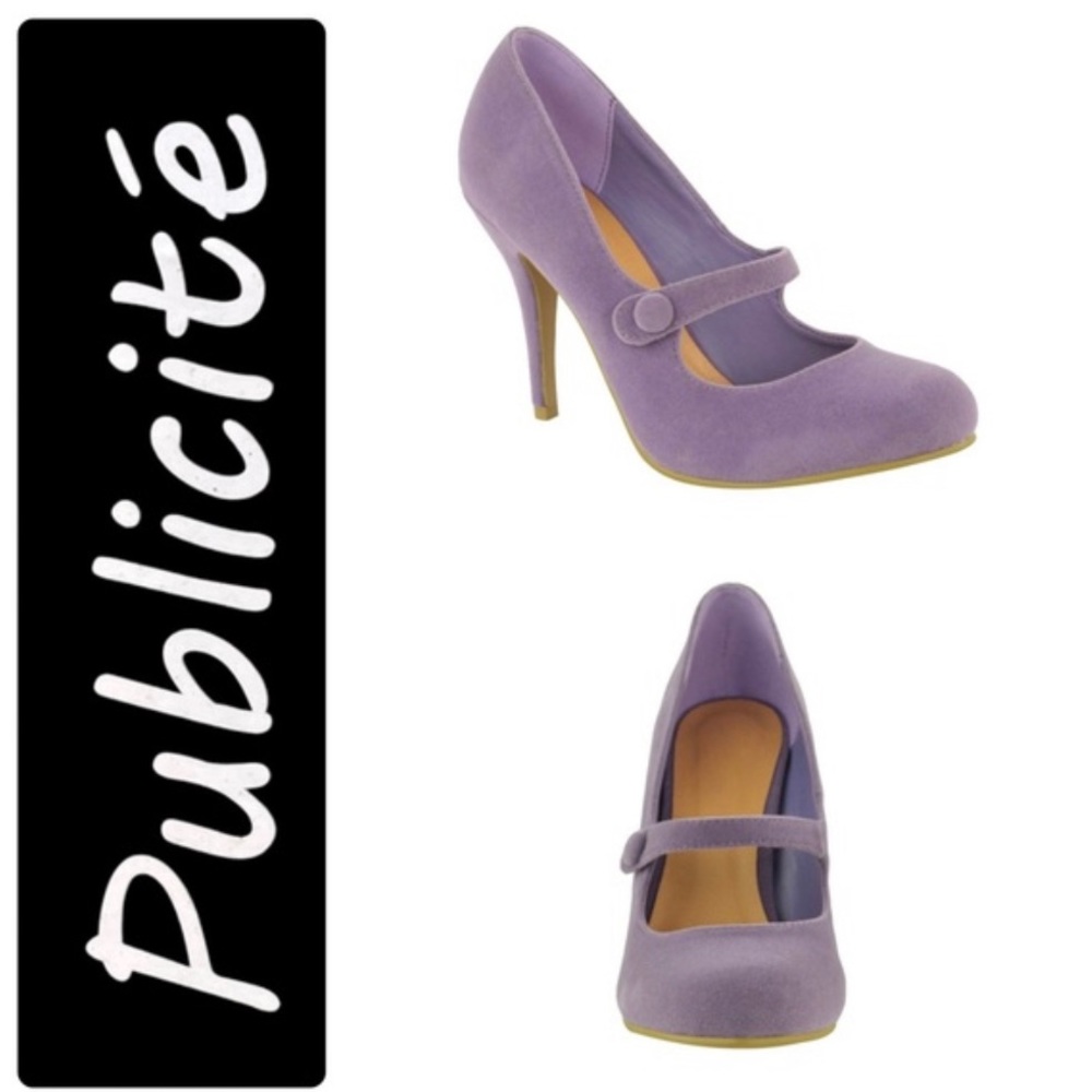 Lilac heels